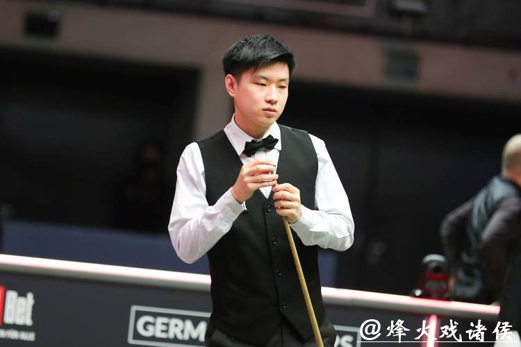 斯诺克世界大奖赛 赵心童战胜希金斯晋级16强 斯诺克世界大奖赛 赵心童战胜希金斯晋级16强