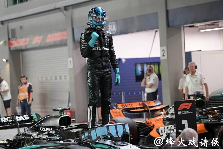 F1新加坡站正赛:拉塞尔杆位夺冠 维斯塔潘亚军 F1新加坡站正赛:拉塞尔杆位夺冠 维斯塔潘亚军