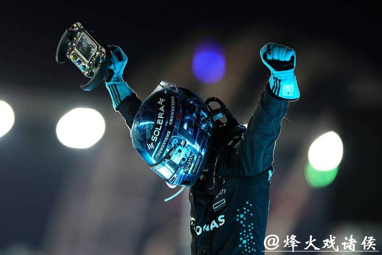 F1新加坡站正赛:拉塞尔杆位夺冠 维斯塔潘亚军 F1新加坡站正赛:拉塞尔杆位夺冠 维斯塔潘亚军