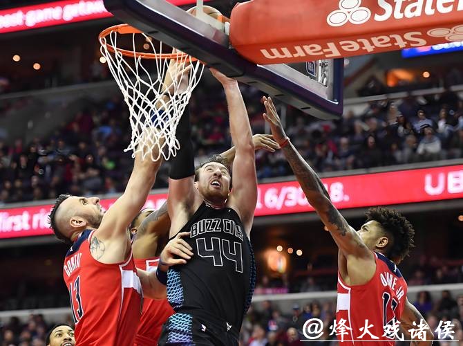 黄蜂力克太阳止十连败 格林暴走火箭大胜奇才